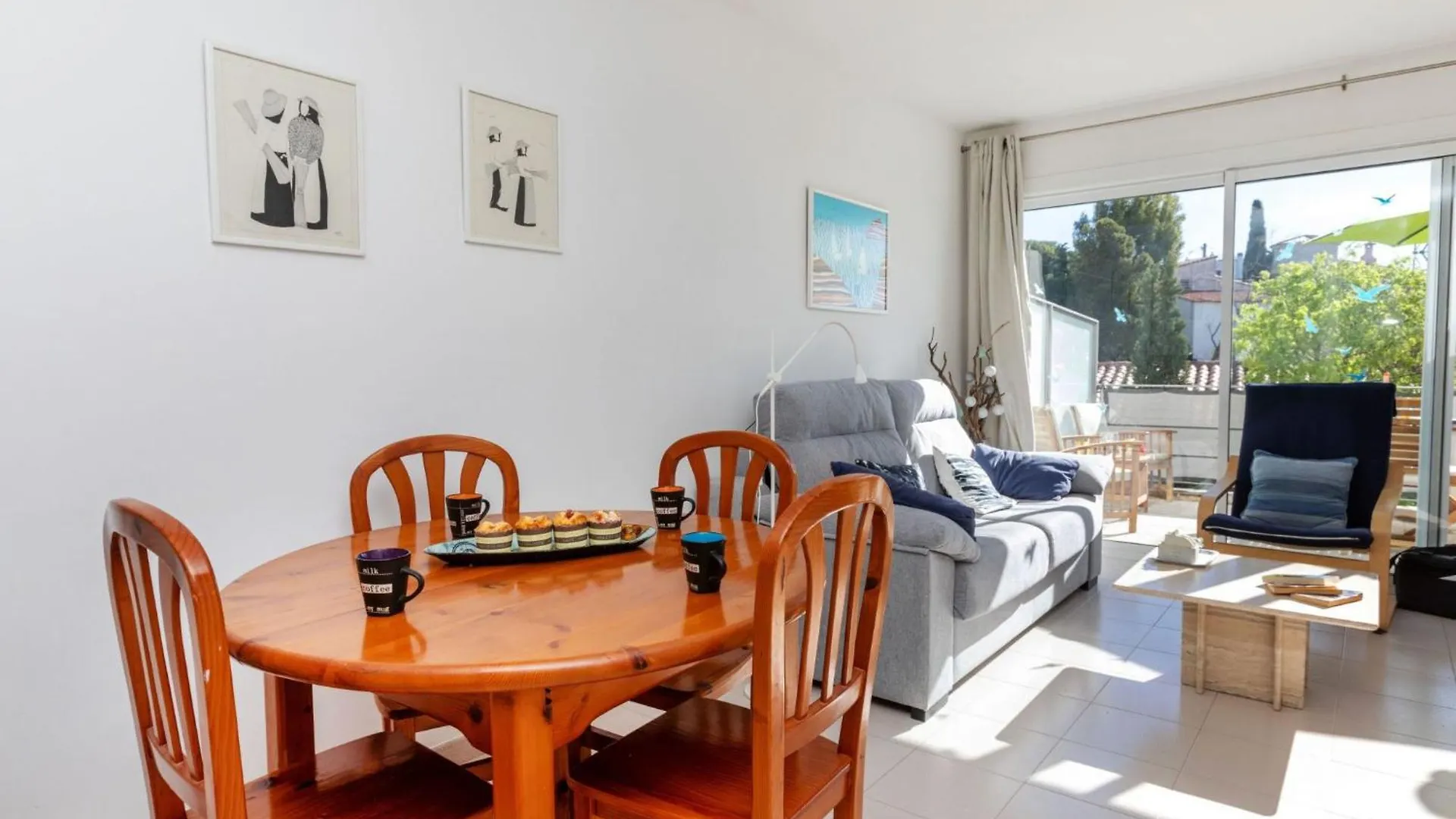 Apartment Grifeu-4 By Interhome Llanca 0*,