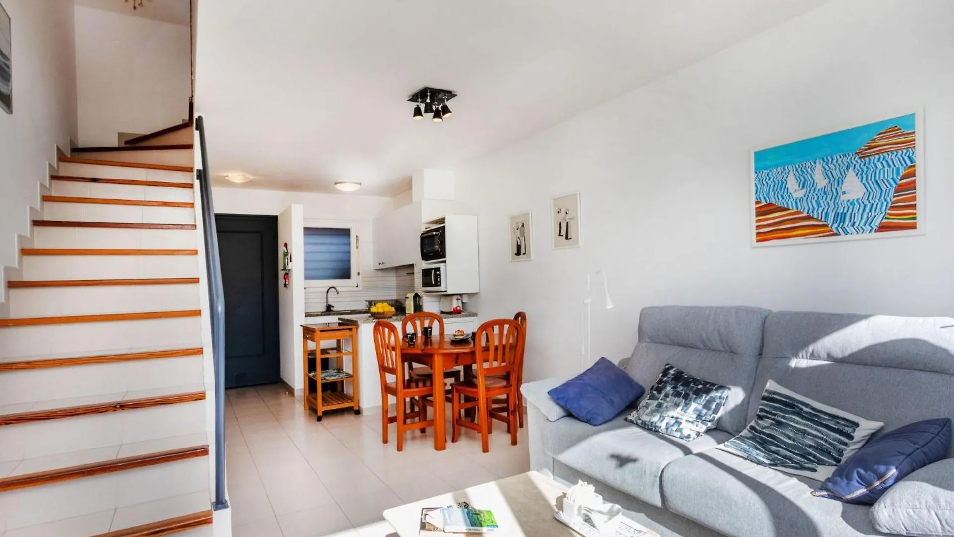 Apartment Grifeu-4 By Interhome Llanca