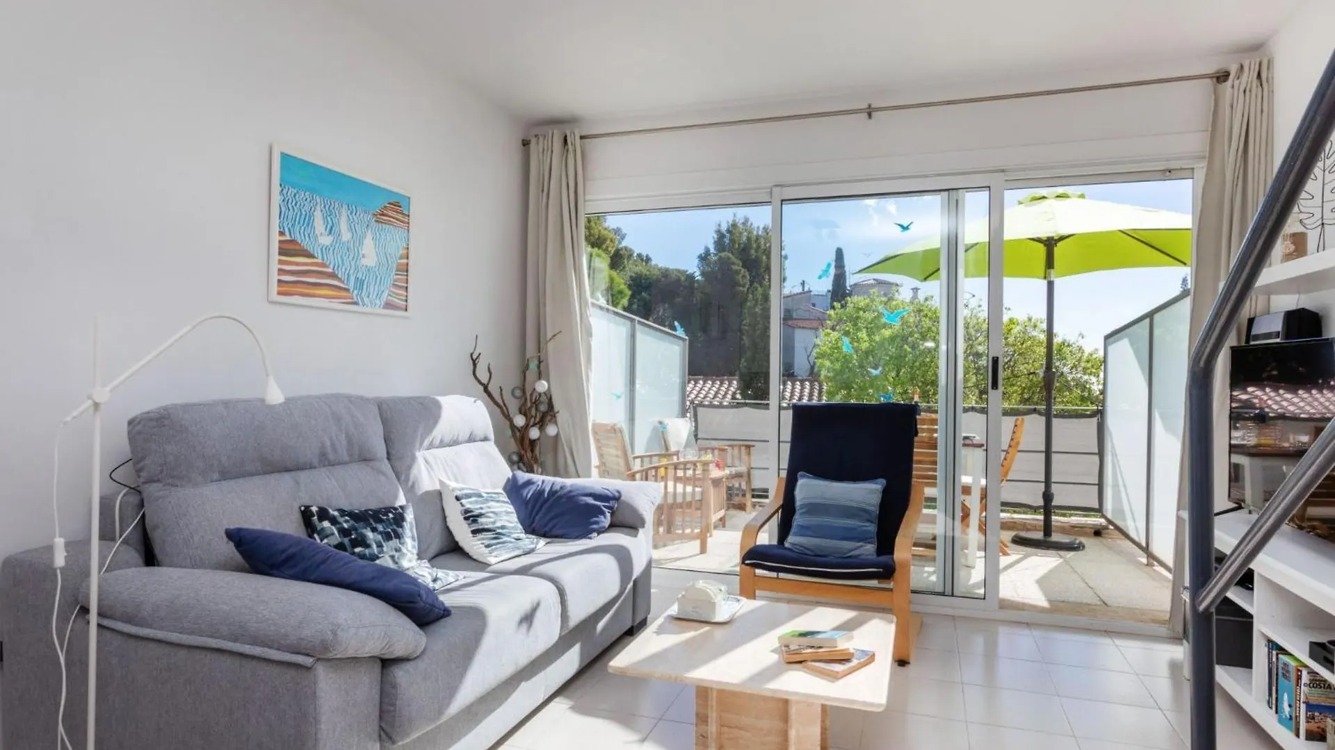 Apartment Grifeu-4 By Interhome Llanca